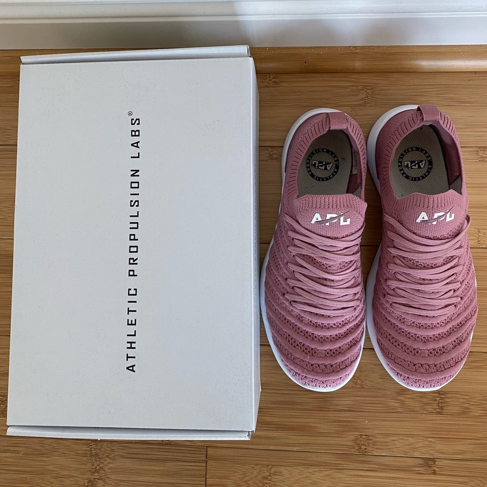 APL Sneakers